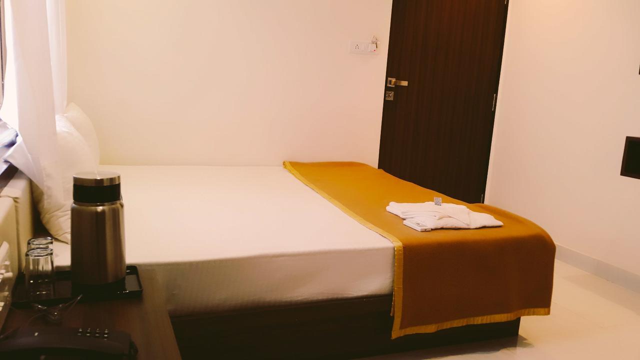 Shree Jee Intenational Hotel Nathdwara Exterior photo